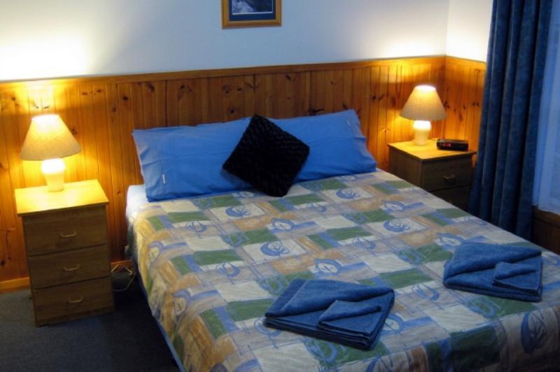 Castaway Holiday Apartments Strahan Ngoại thất bức ảnh